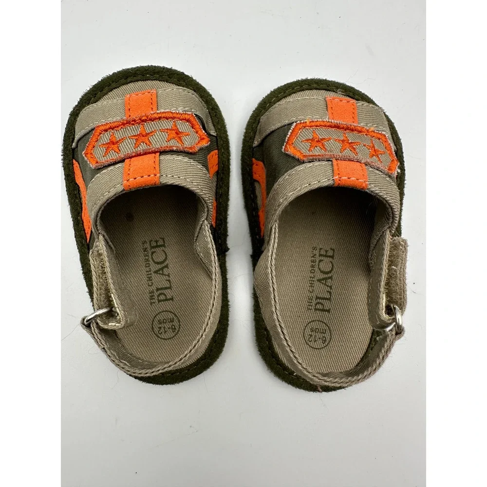 The Childrens Place Sandals Kids 6-12M Green Orange Star Embroidered Soft Sole